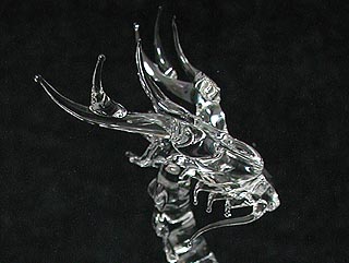 ガラス細工の龍（ドラゴン）: バーナーワークによる立体のガラス