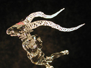 c_db05_320.jpg